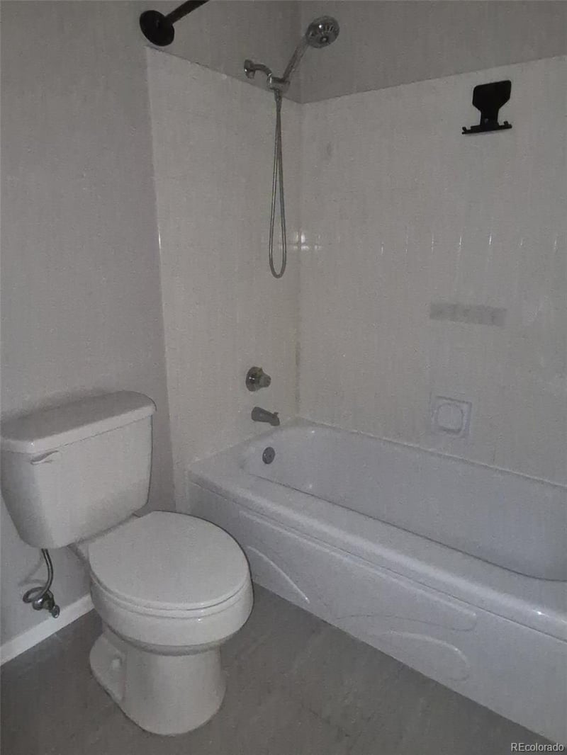 16743 Kenyon Dr, Aurora, CO 80013