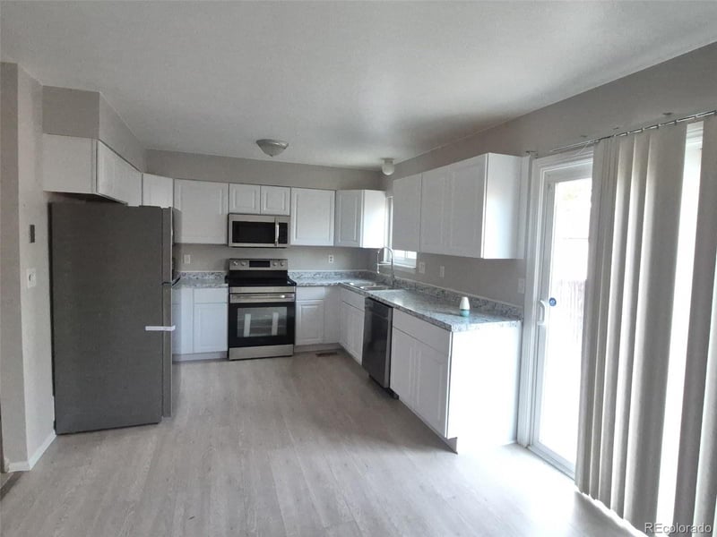 16743 Kenyon Dr, Aurora, CO 80013