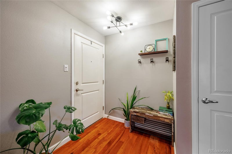 1332 Williams St #202, Denver, CO 80218