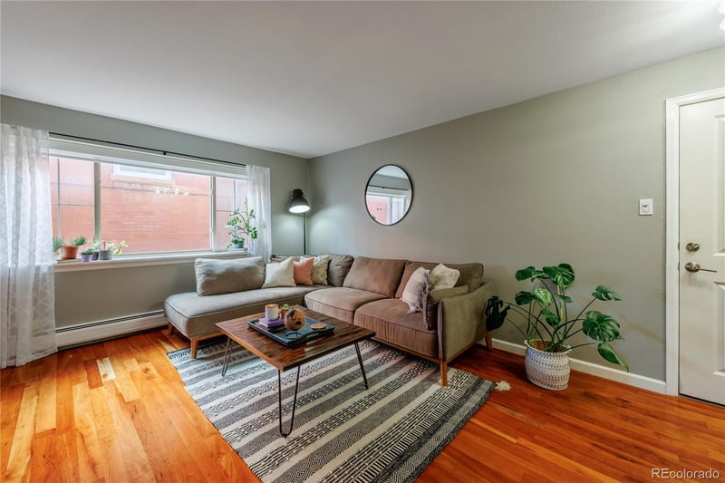 1332 Williams St #202, Denver, CO 80218