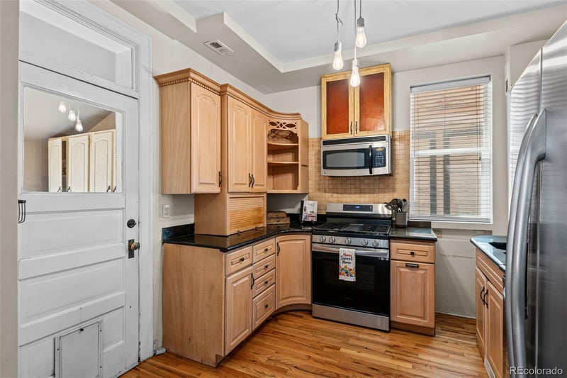 14 Lincoln St #16, Denver, CO 80209