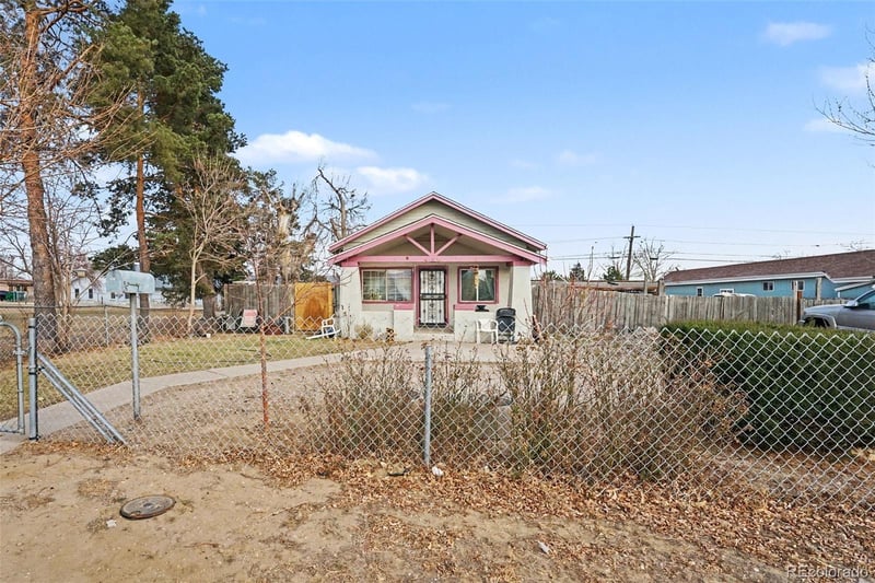 5030 Broadway , Denver, CO 80216