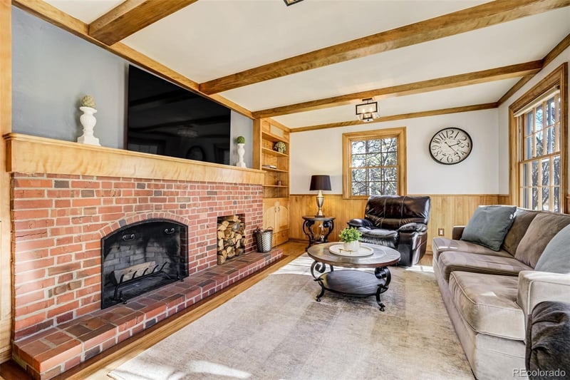 1260 Timber Valley Rd, Colorado Springs, CO 80919