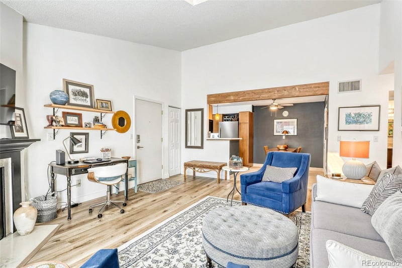 3322 Ammons St #206, Lakewood, CO 80227