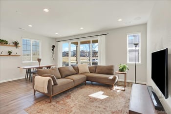 4683 Nepal Way, Aurora, CO 80015