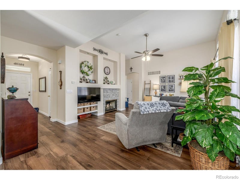 5137 Mt St Vrain Ave, Longmont, CO 80504