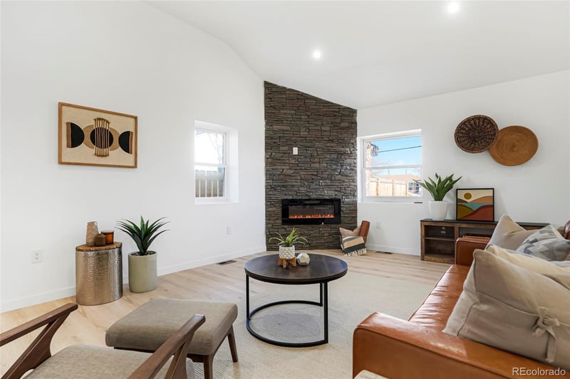 1235 Irving St, Denver, CO 80219