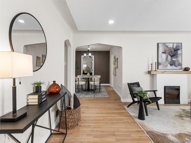 2960 Poplar St, Denver, CO 80207