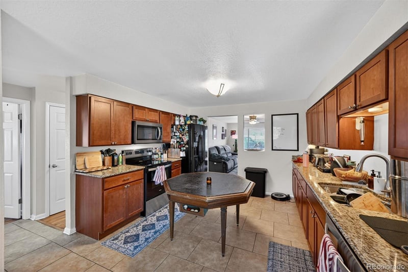 170 Newland St, Lakewood, CO 80226