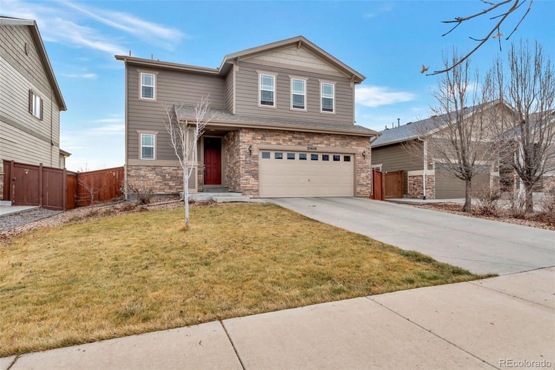 25656 Bayaud Ave, Aurora, CO 80018