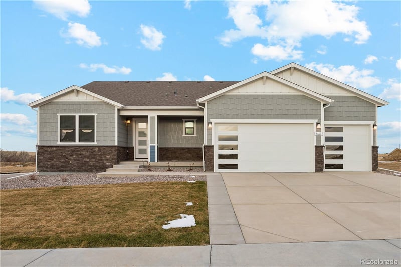 5581 Callaway Garden Dr, Elizabeth, CO 80107