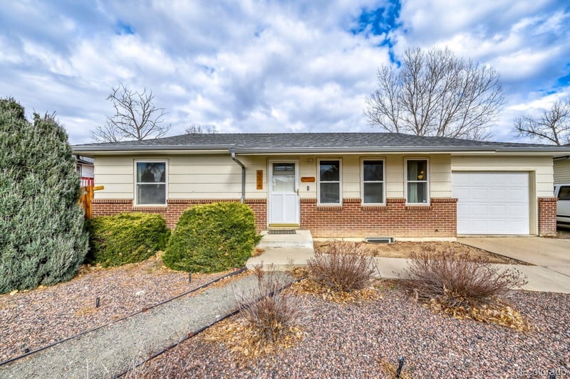 914 Birch Ct, Fort Lupton, CO 80621