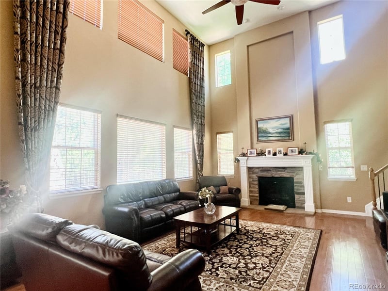 6035 Paris St, Englewood, CO 80111