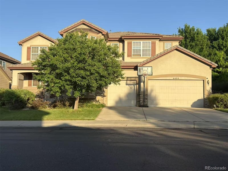 6035 Paris St, Englewood, CO 80111