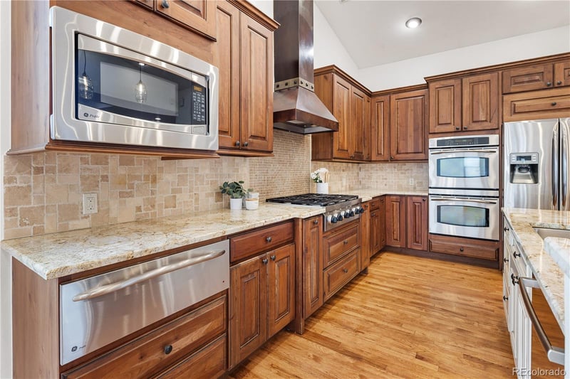 6071 Detroit St, Centennial, CO 80121