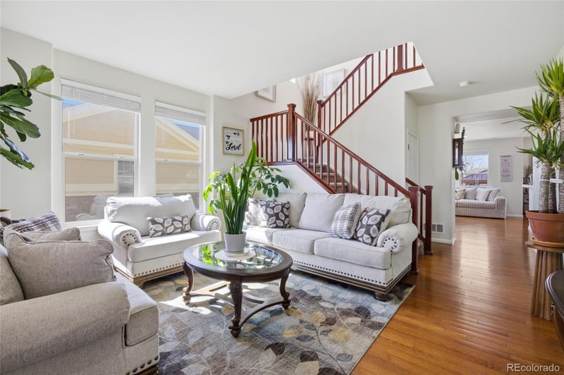 161 Elk Ct, Aurora, CO 80018