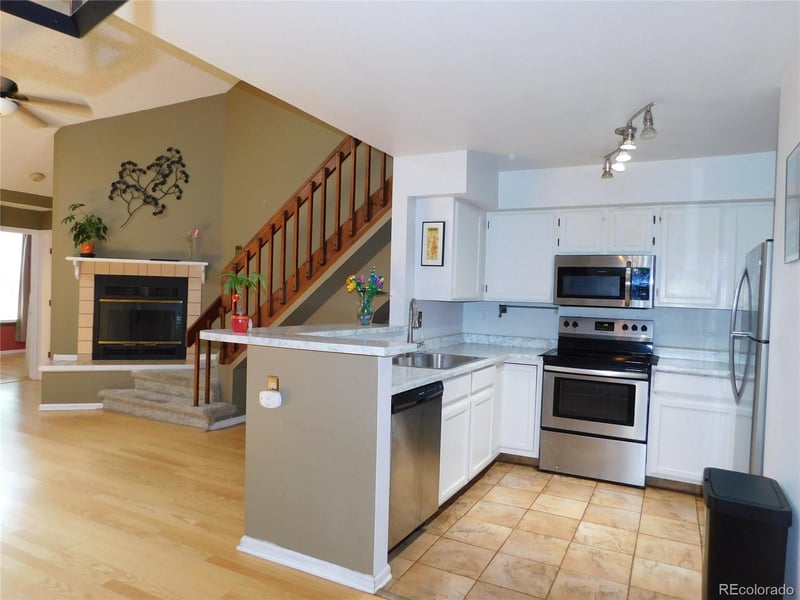 4044 Carson St #F, Aurora, CO 80014