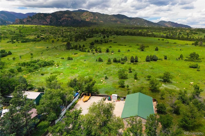 1414 Cheyenne Blvd, Colorado Springs, CO 80906