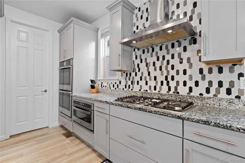 16772 Dry Camp Dr, Parker, CO 80134