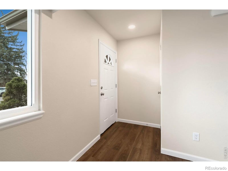 881 19th St, Loveland, CO 80537