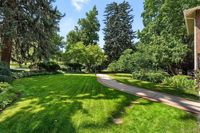 5525 17th Avenue Pw, Denver, CO 80220