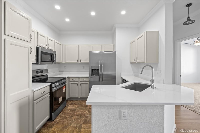 1153 S Alton St #A, Denver, CO 80247