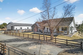 9498 Wagonwheel Dr, Littleton, CO 80125