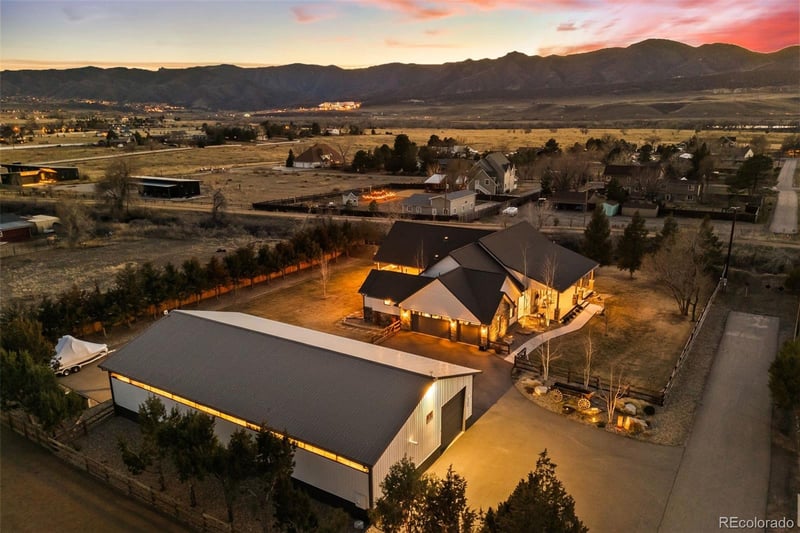 9498 Wagonwheel Dr, Littleton, CO 80125