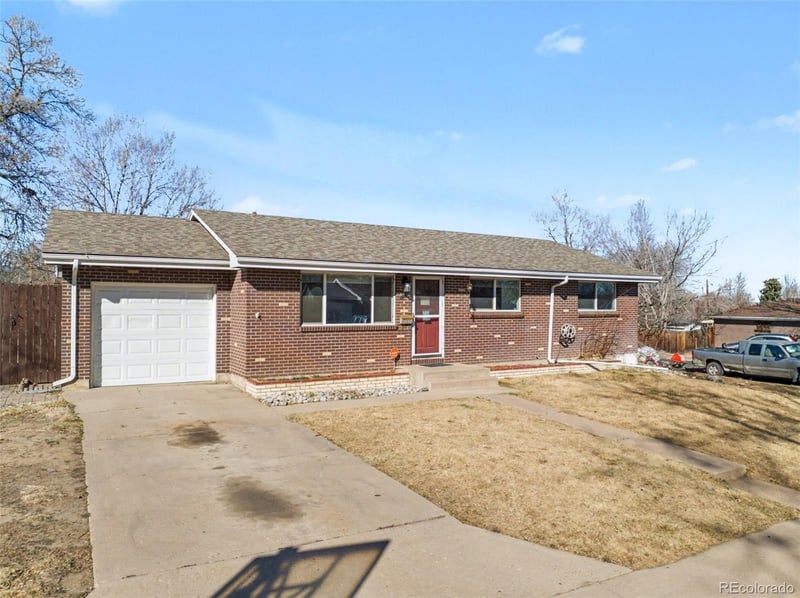 5475 Lakeview St, Littleton, CO 80120