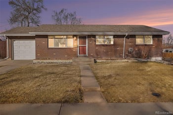 5475 Lakeview St, Littleton, CO 80120