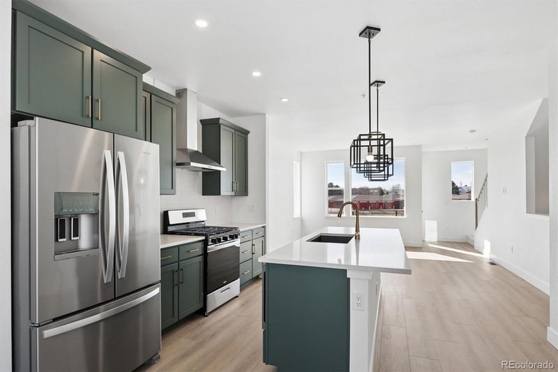 2720 68th Ave, Denver, CO 80221