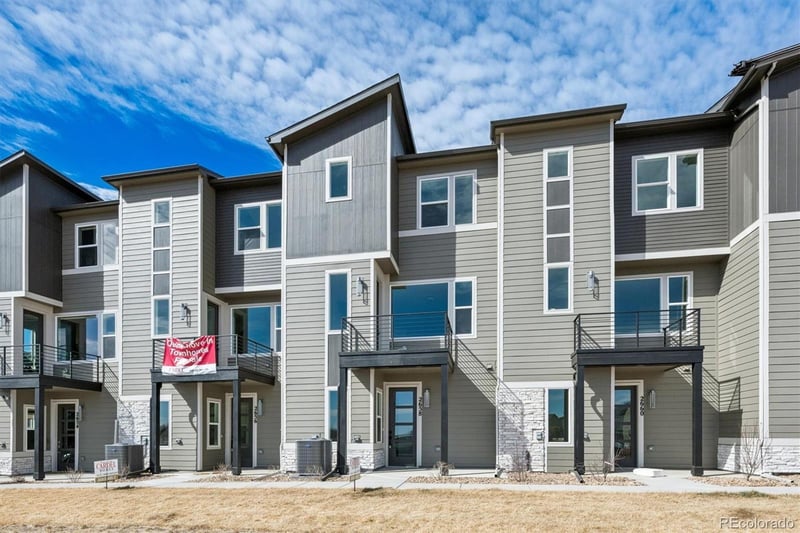 2720 68th Ave, Denver, CO 80221