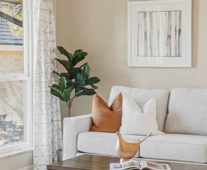 10715 Dorado Ave, Englewood, CO 80111