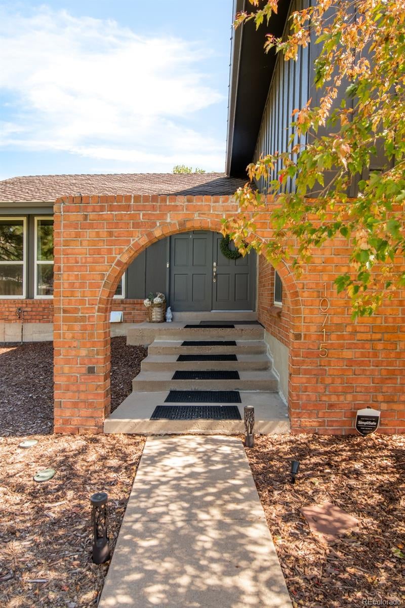 10715 Dorado Ave, Englewood, CO 80111