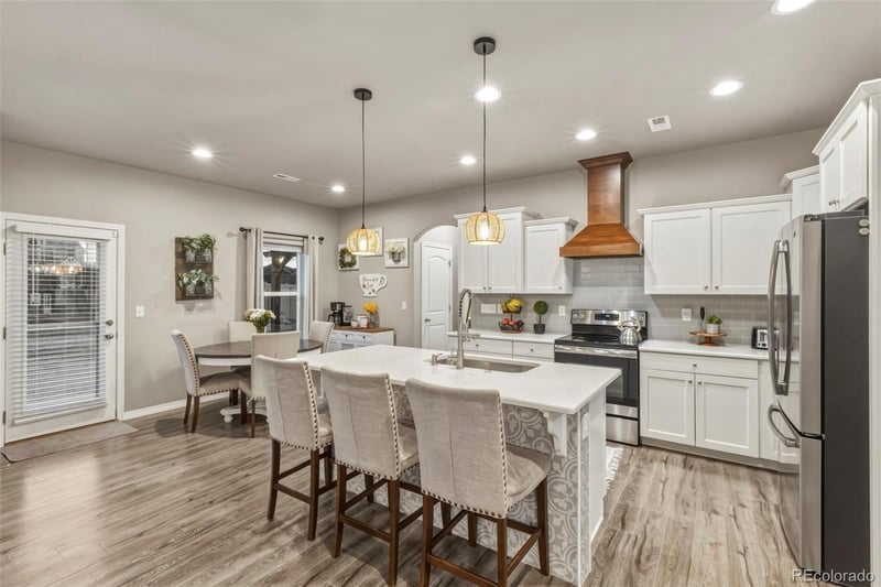 8164 Glory Dr, Colorado Springs, CO 80924