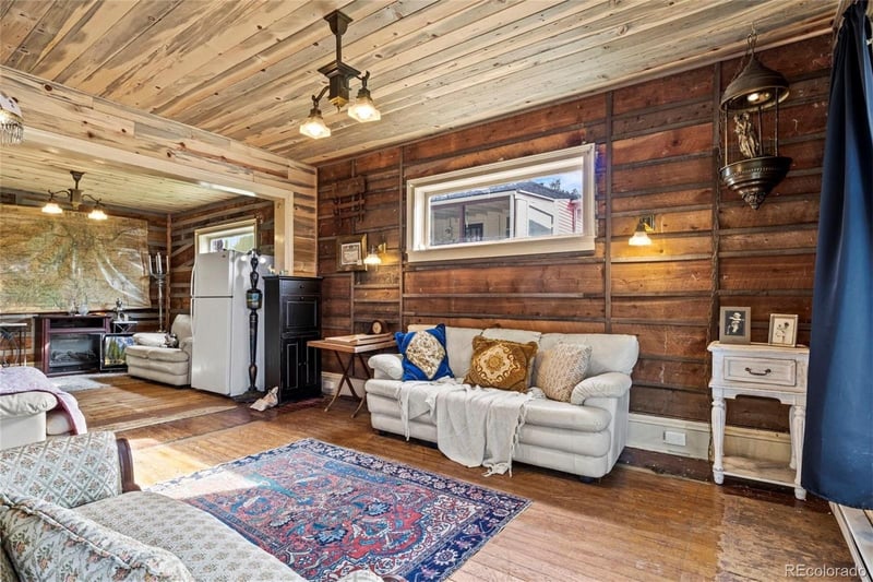333 W Eaton Ave, Cripple Creek, CO 80813
