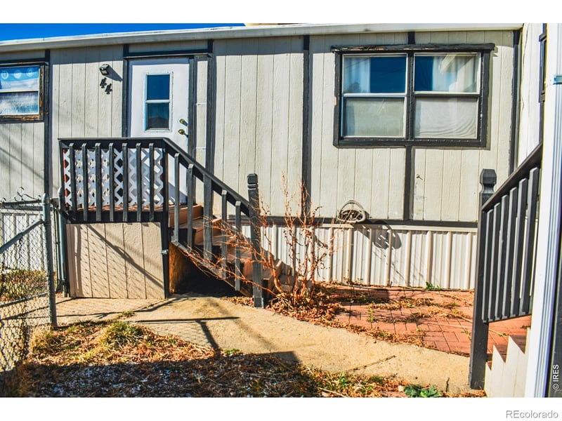 215 Cheyenne St #44, Golden, CO 80403