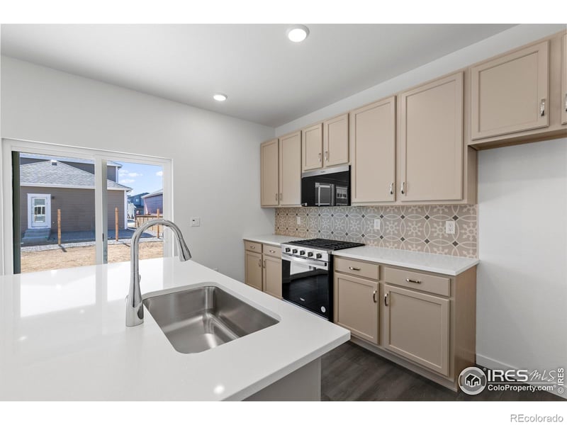 3159 Robud Farms Dr, Fort Collins, CO 80524