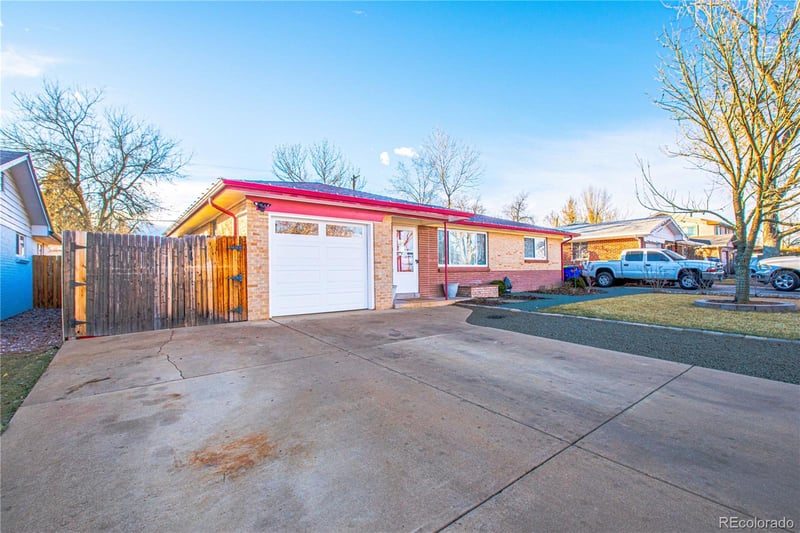 1543 Benton St, Lakewood, CO 80232
