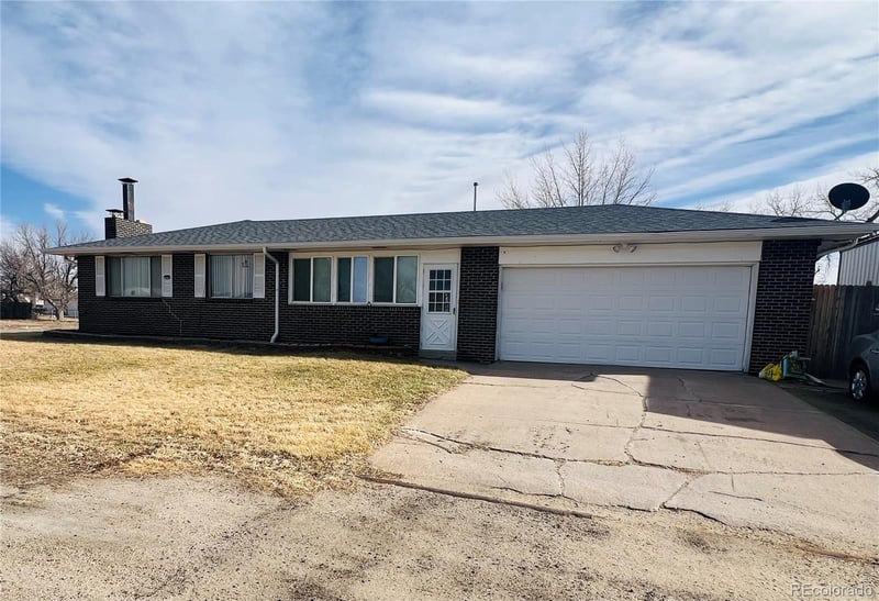 691 3rd Ave, Deer Trail, CO 80105