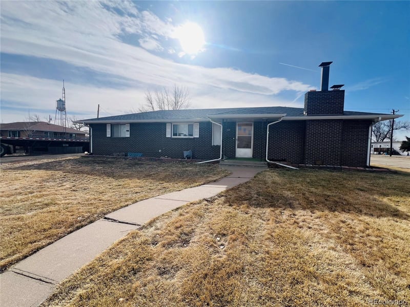 691 3rd Ave, Deer Trail, CO 80105