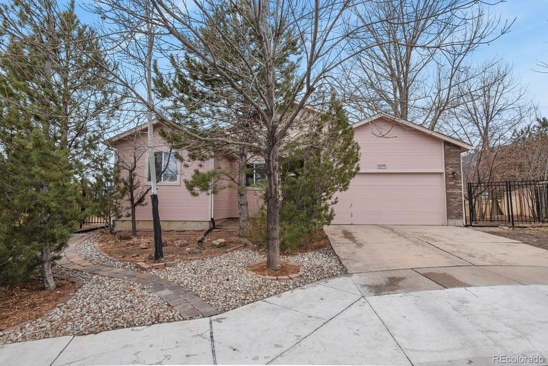1595 Costilla St, Colorado Springs, CO 80905