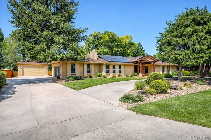 2429 Chase Ln, Lakewood, CO 80227