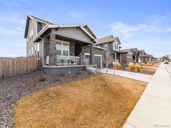 5860 153rd Pl, Thornton, CO 80602