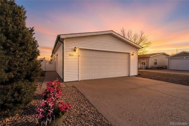 9024 Madeleine St, Denver, CO 80260