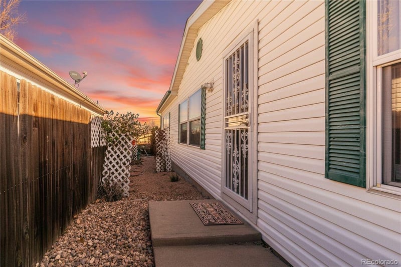 9024 Madeleine St, Denver, CO 80260