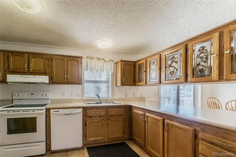 9024 Madeleine St, Denver, CO 80260