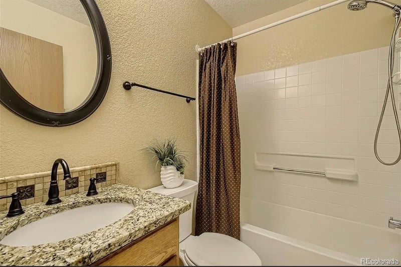 1453 Pierce St, Lakewood, CO 80232