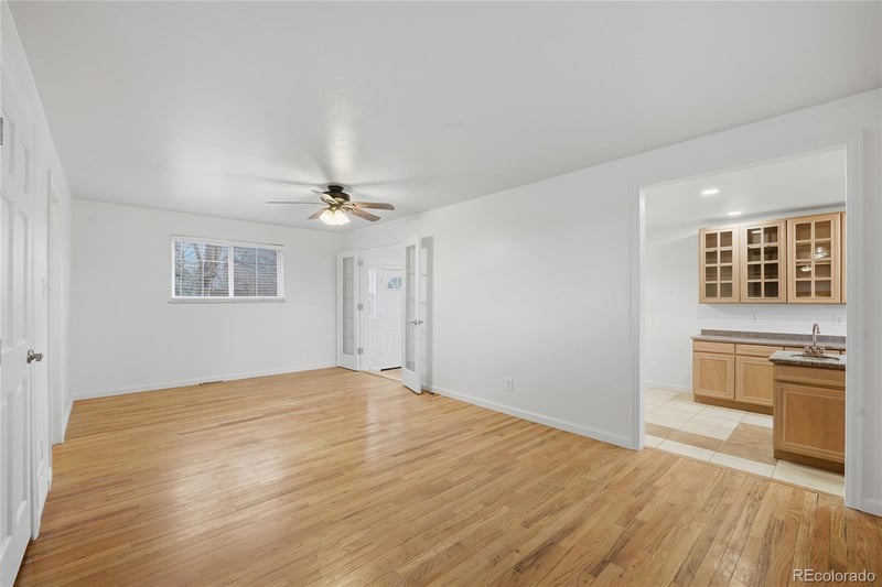 8111 Briarwood Blvd, Centennial, CO 80112