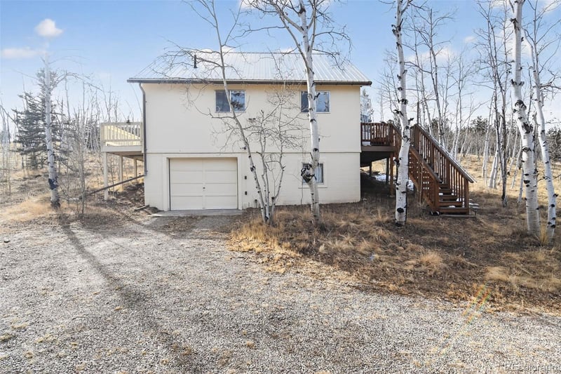 144 Outlaw Ct, Jefferson, CO 80456